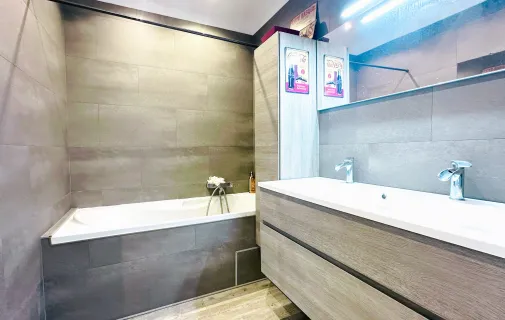 Location Lyon Appartement 696fad34656d