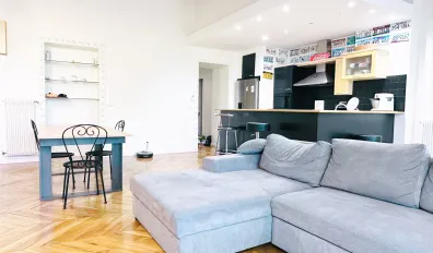 miniatureLocation Lyon Appartement 696fad34656d2