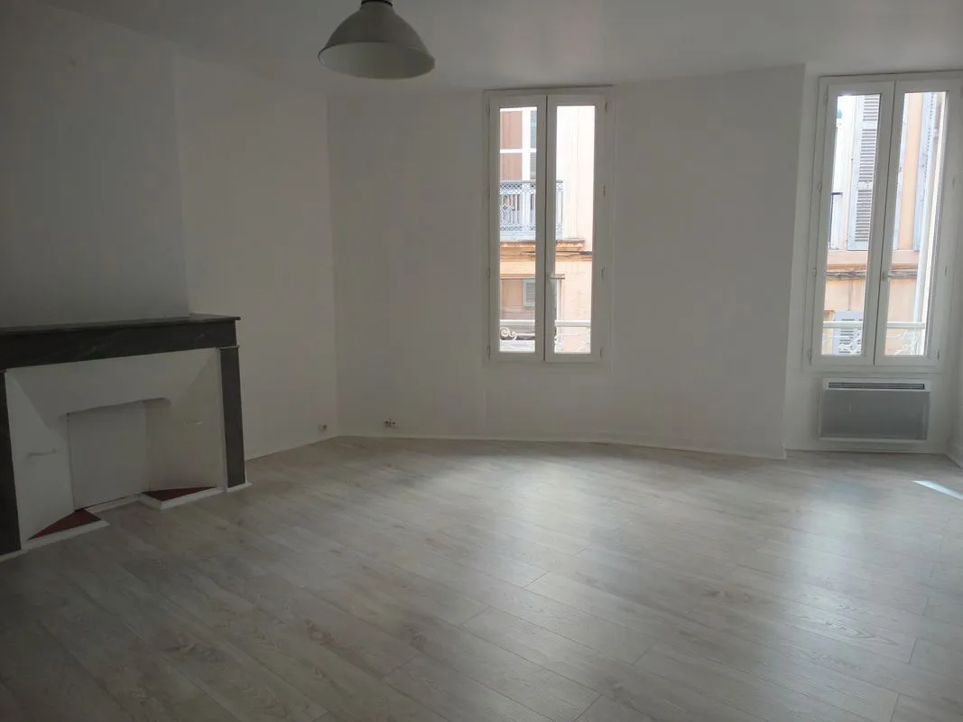 Location Aix-en-Provence Appartement 6970f3a23fd2
