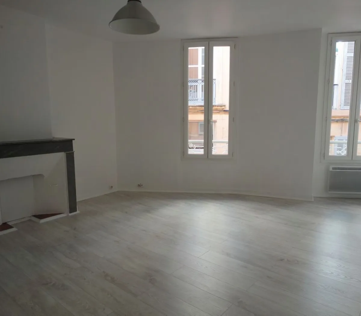Location Aix-en-Provence Appartement 6970f3a23fd2