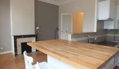 miniatureLocation Bordeaux Appartement 697109b8b4ef2