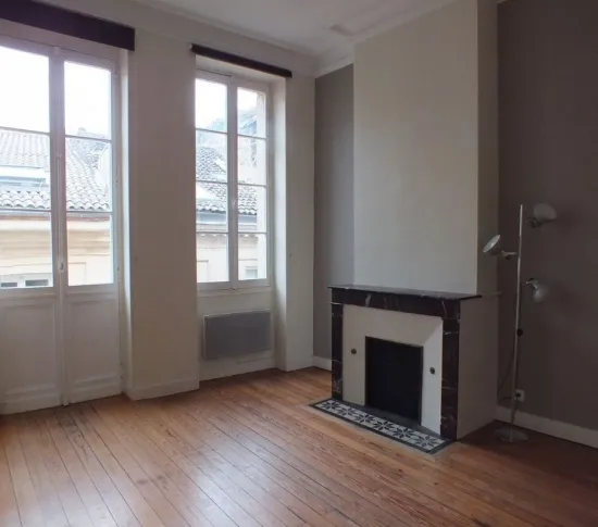 Location Bordeaux Appartement 697109b8b4ef2