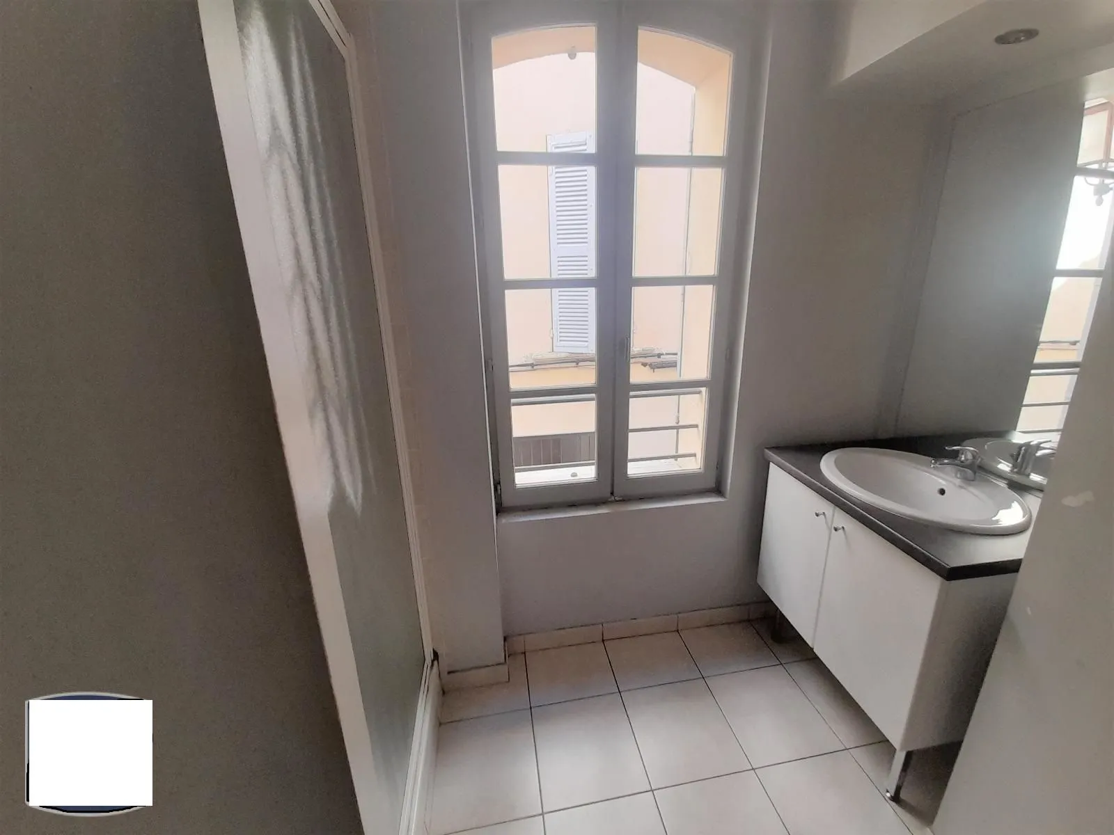Location Carpentras Appartement 697225221306