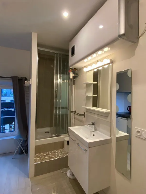 Location Paris Appartement 69729c5bce22