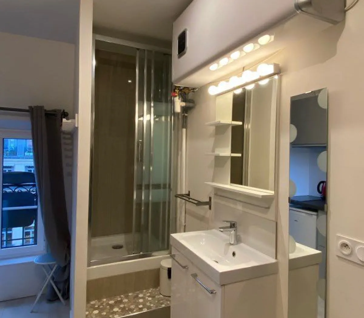 Location Paris Appartement 69729c5bce22