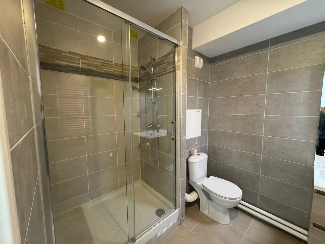 Location Asnières-sur-Seine Appartement 69729c7031683