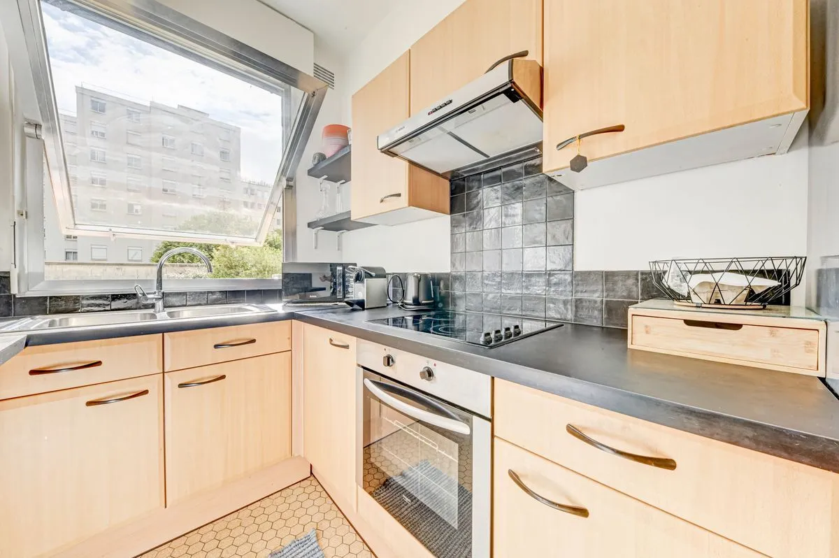 Location Levallois-Perret Appartement 6972e4cddad22