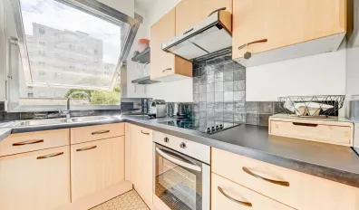 miniatureLocation Levallois-Perret Appartement 6972e4cddad22