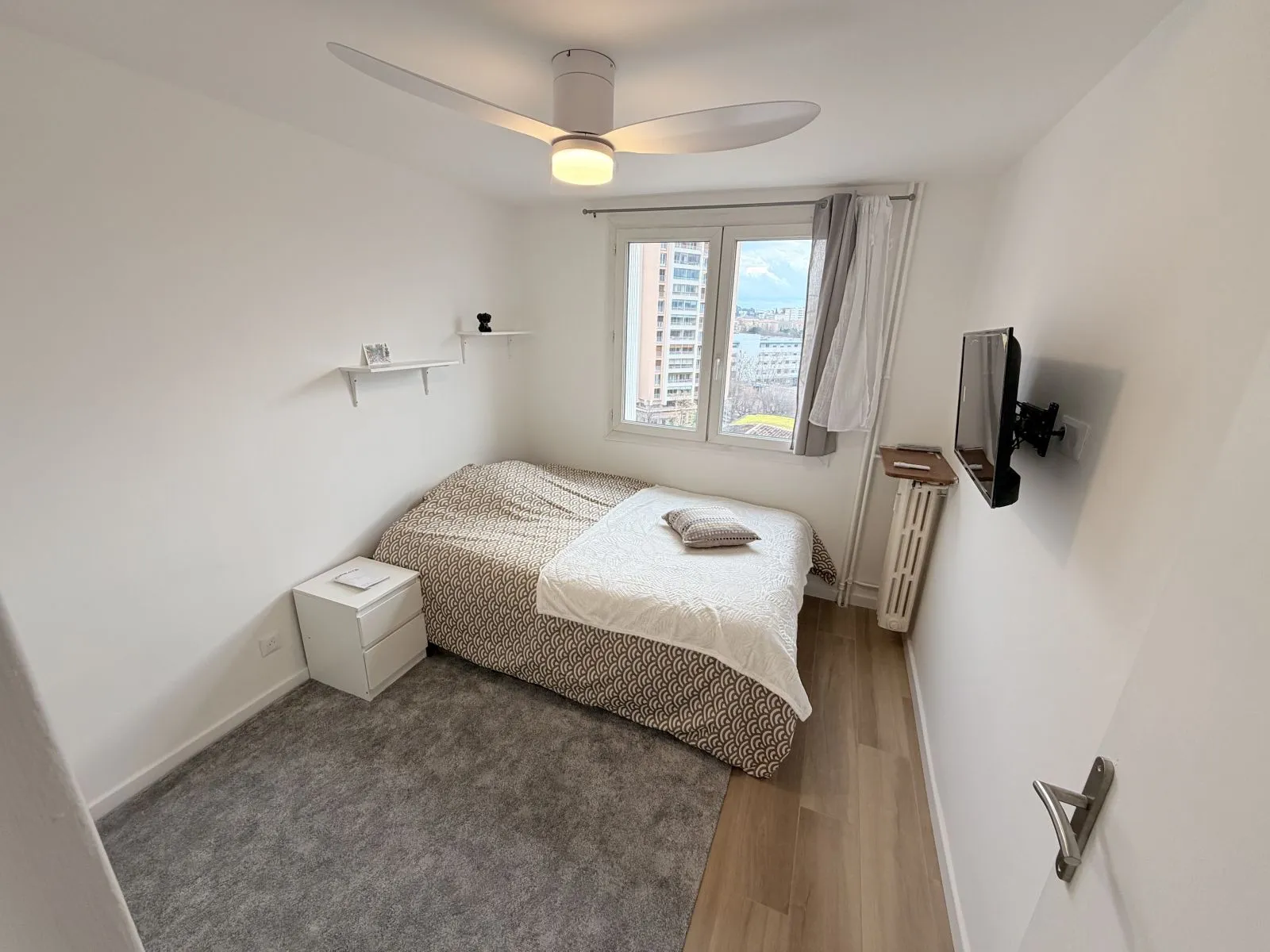 Location Toulon Appartement 69737cd9d181