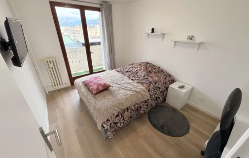 Location Toulon Appartement 69737cd9d181