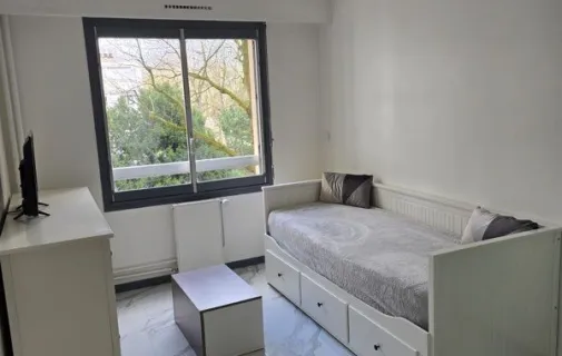 Location Ivry-sur-Seine Appartement 6973f1501e78