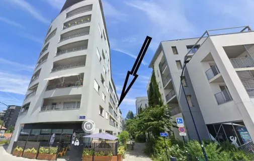 Location Bordeaux Appartement 6973f28e4a03