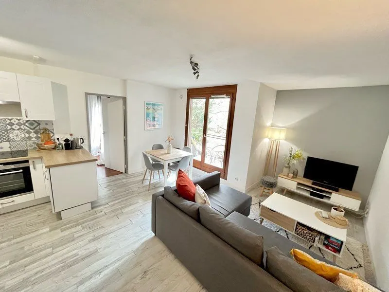 Location Villeurbanne Appartement 6973f7a4eed5