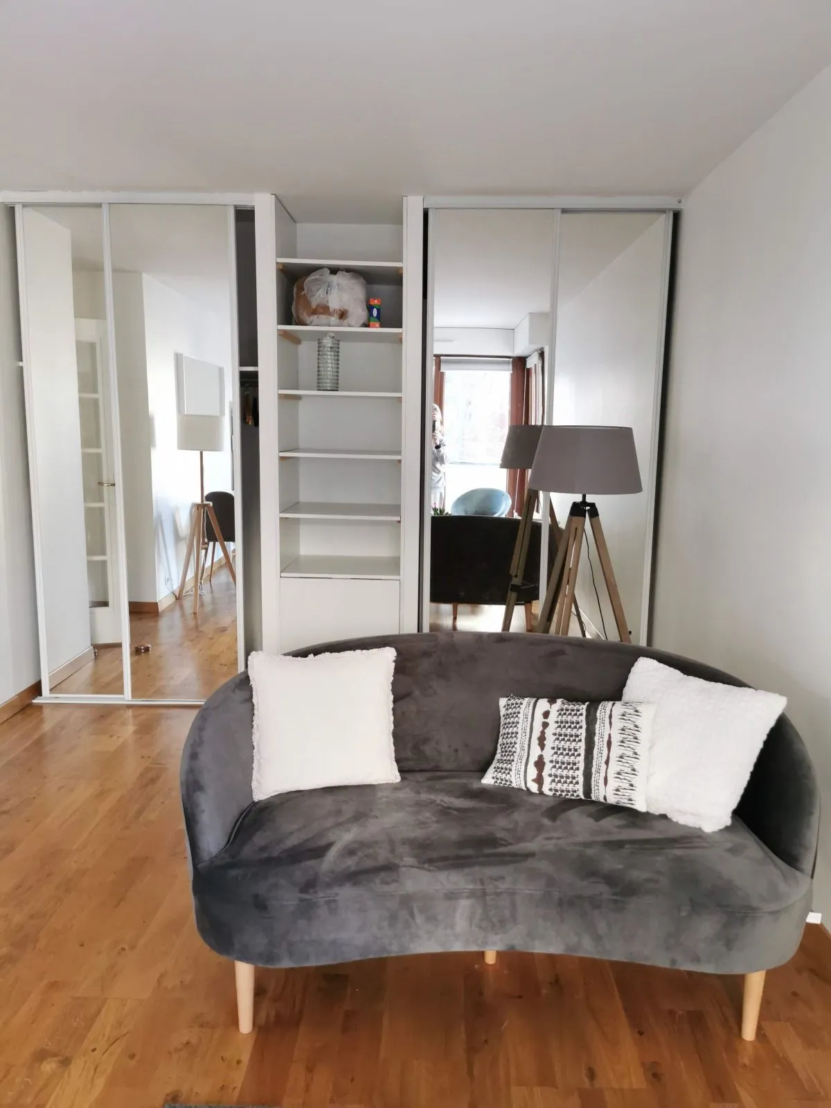 Location Courbevoie Appartement 69747f4b223c