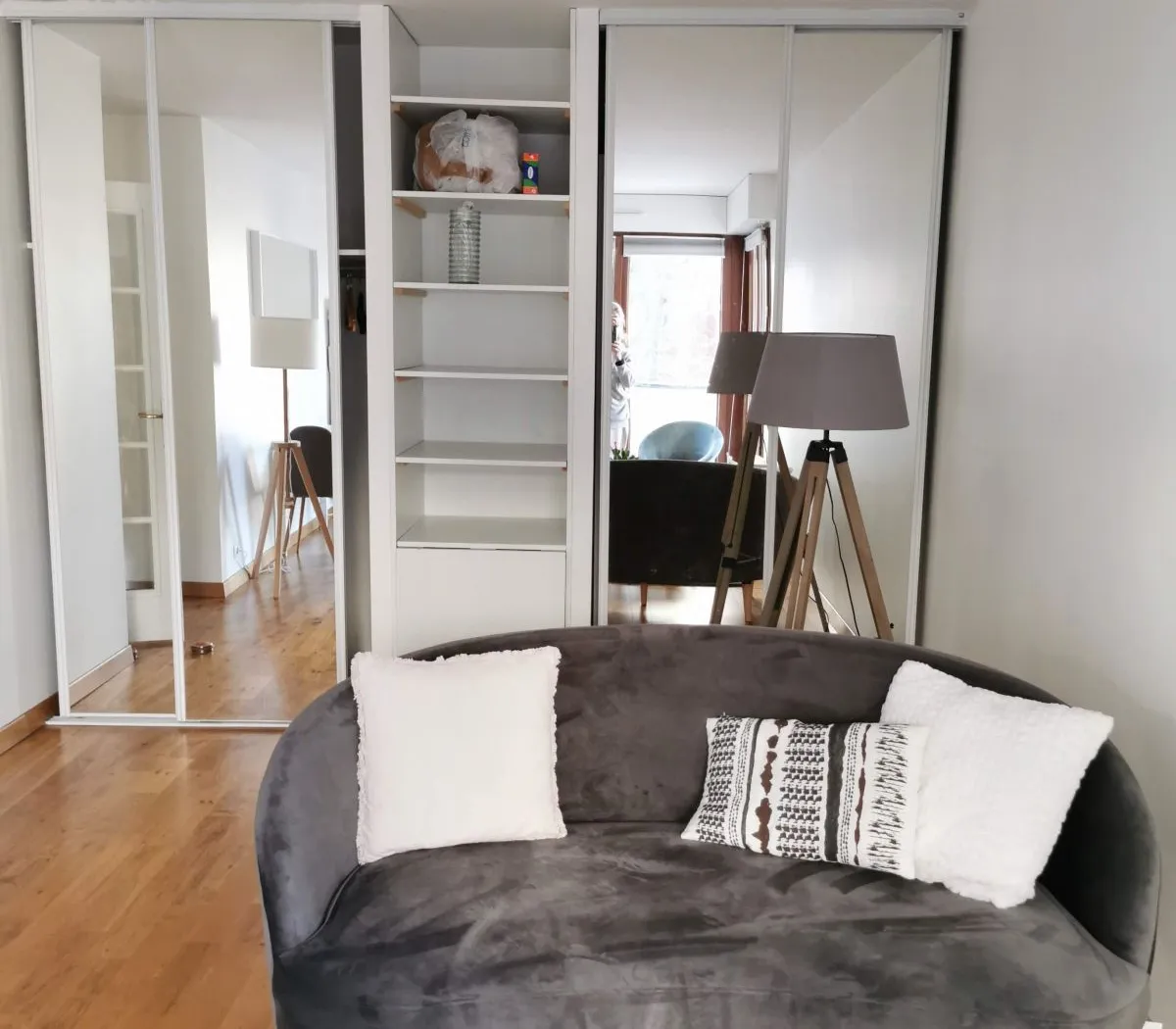 Location Courbevoie Appartement 69747f4b223c
