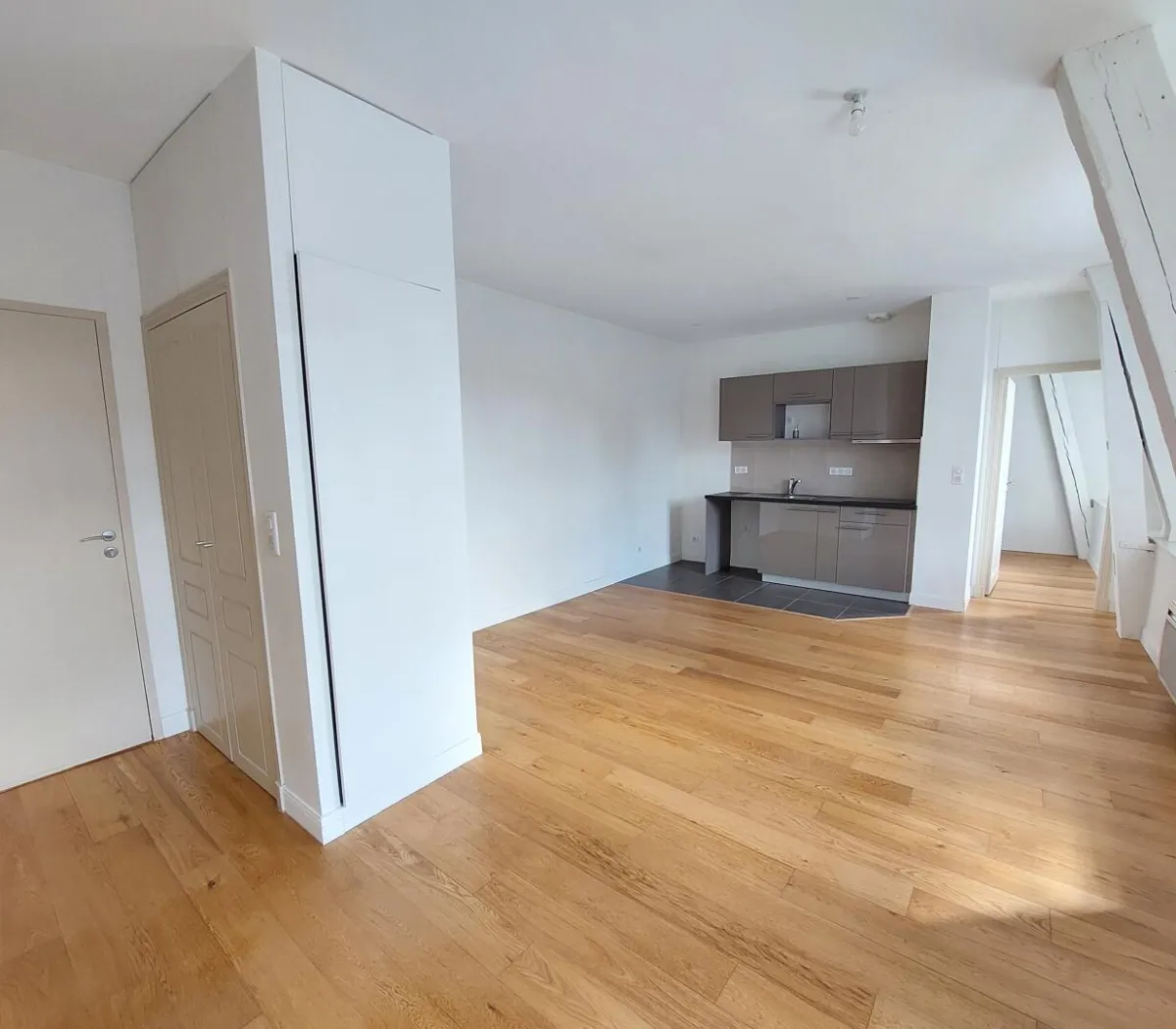Location Paris Appartement 6974c83218db