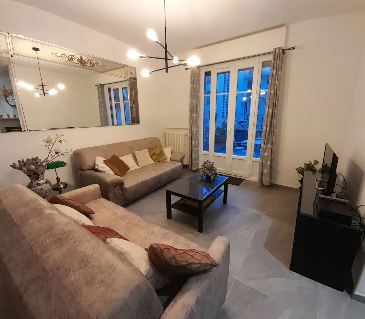 Location Nice Chambre 6974e18399eb