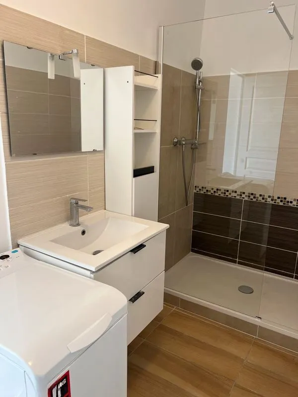 Location Levallois-Perret Appartement 697512604749