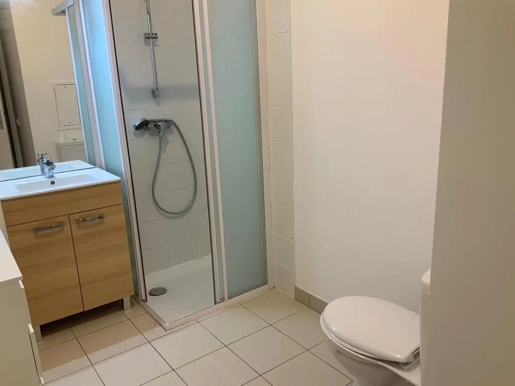 Location Lyon Appartement 6976998997eb