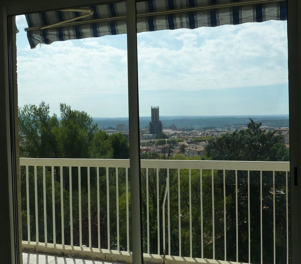 Location Aix-en-Provence Appartement 69771cc595e5