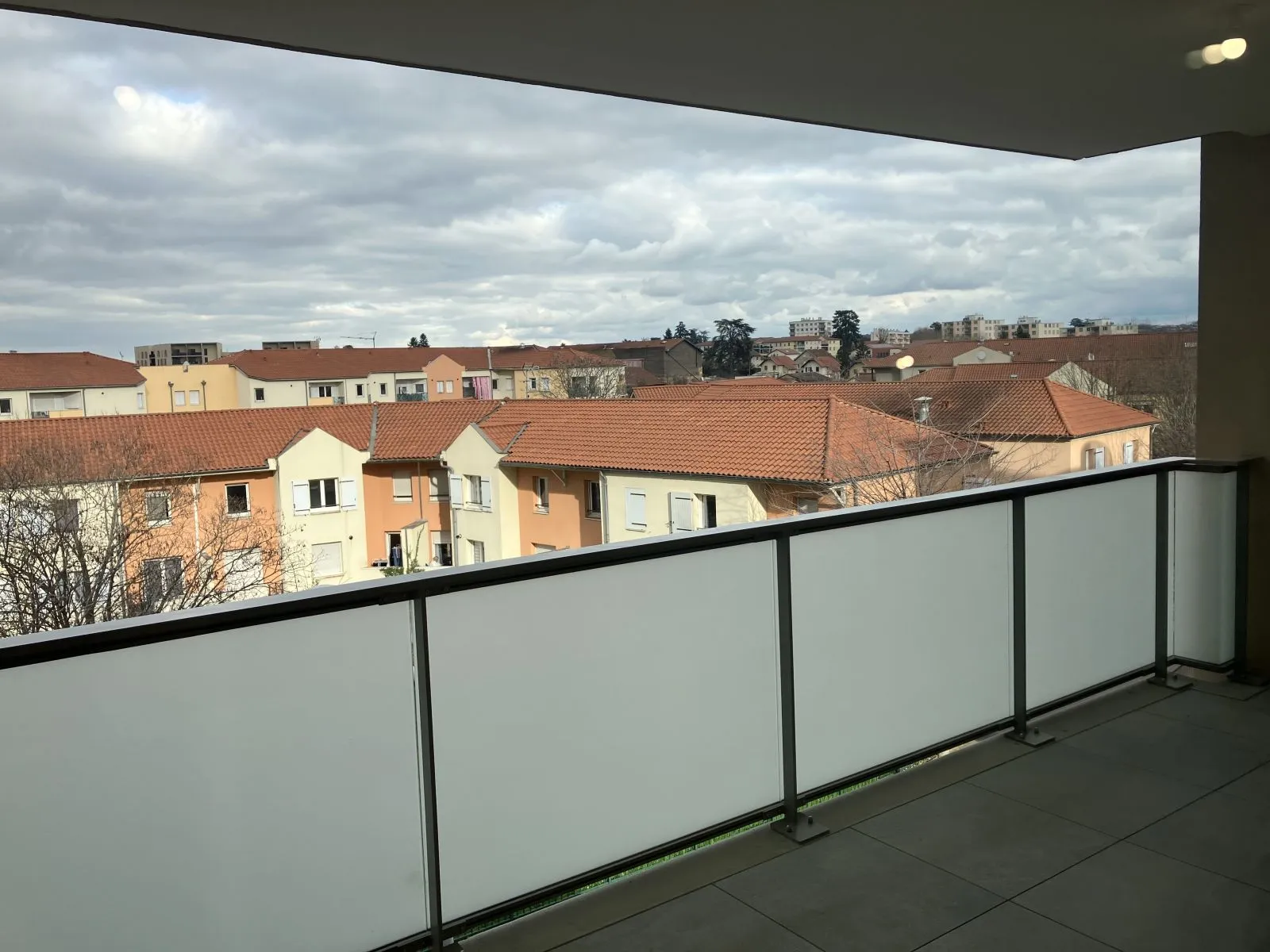 Location Villefranche-sur-Saône Appartement 69773f390786