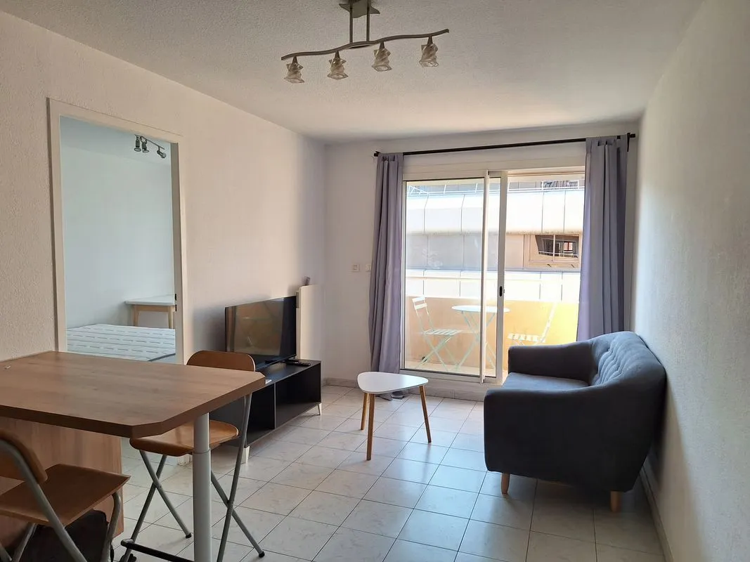 Location Marseille Appartement 697978697a69