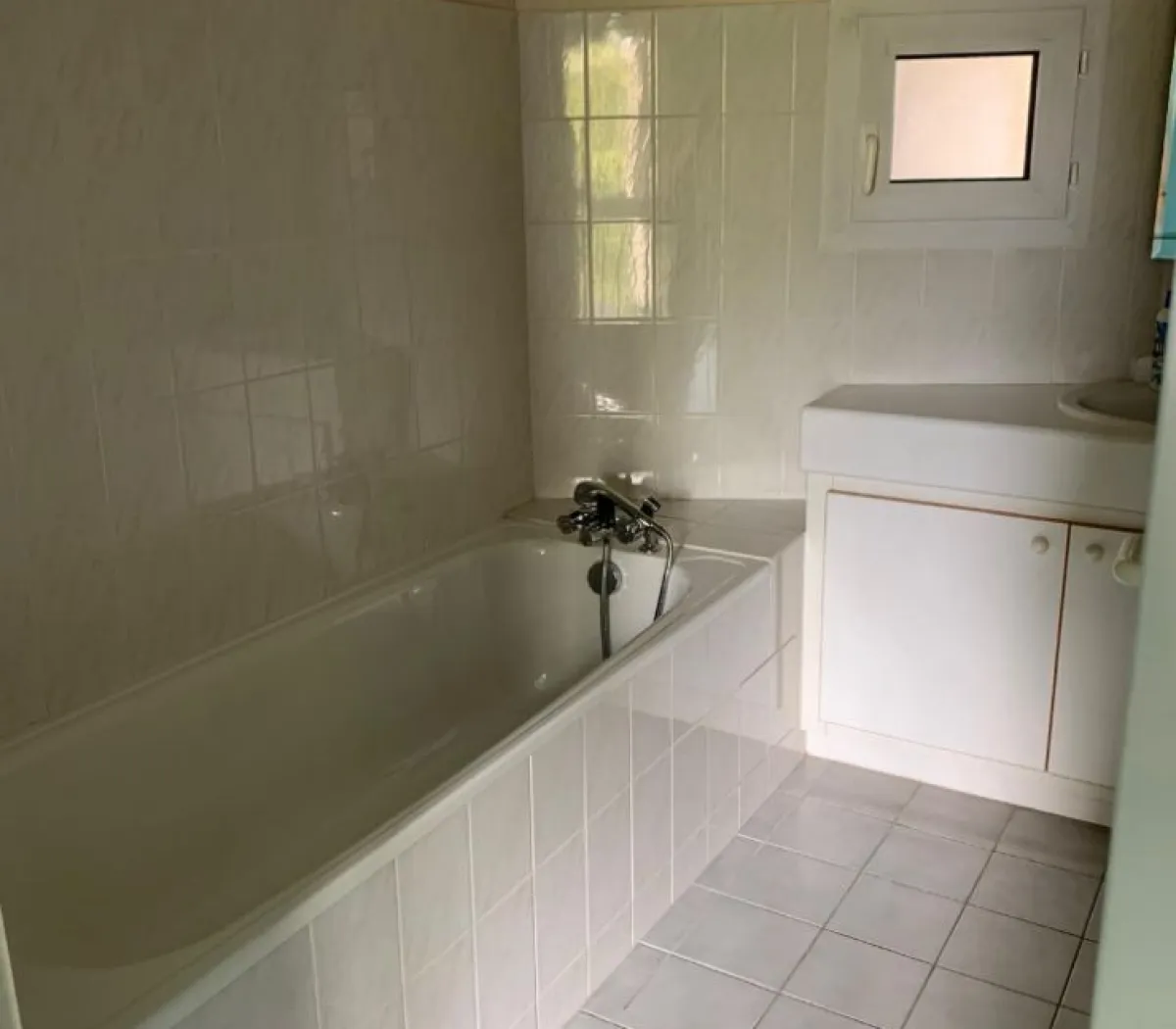 Location Tours Appartement 6979c8b3b035