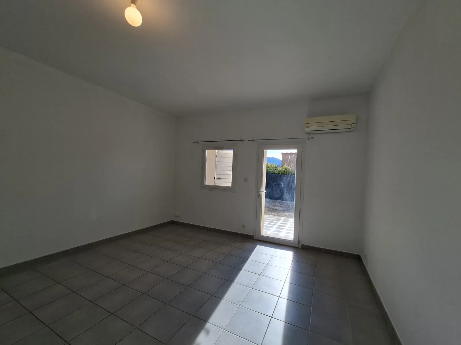 Location Mormoiron Appartement 697a51a759a5