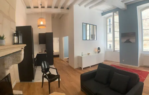 Location Bordeaux Appartement 697b32a50f5a