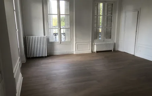 Location Bois-le-Roi Appartement 697b70411b07