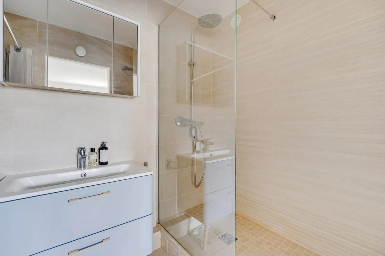 Location Paris Appartement 697b81dc63f2