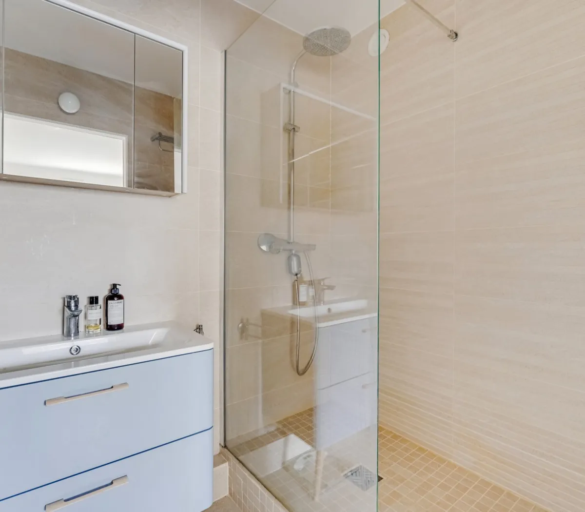 Location Paris Appartement 697b81dc63f2