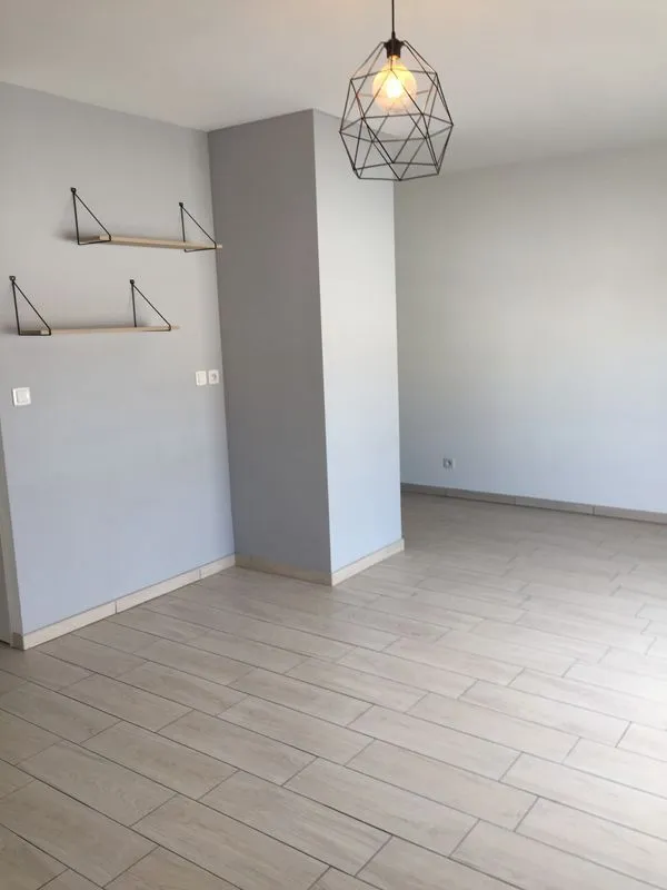 Location Villeurbanne Appartement 697bca84019a