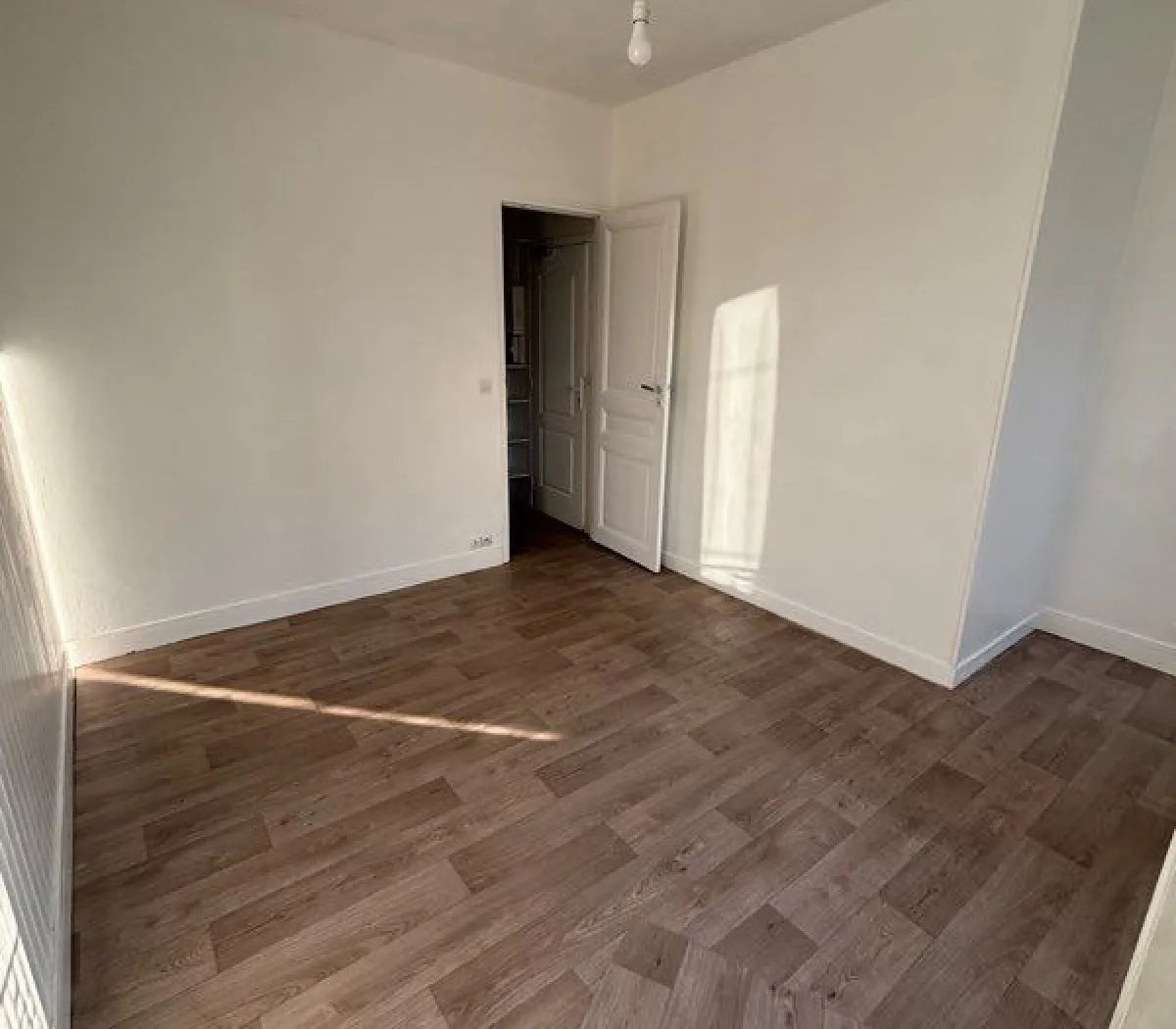 Location Vitry-sur-Seine Appartement 697bcba81854