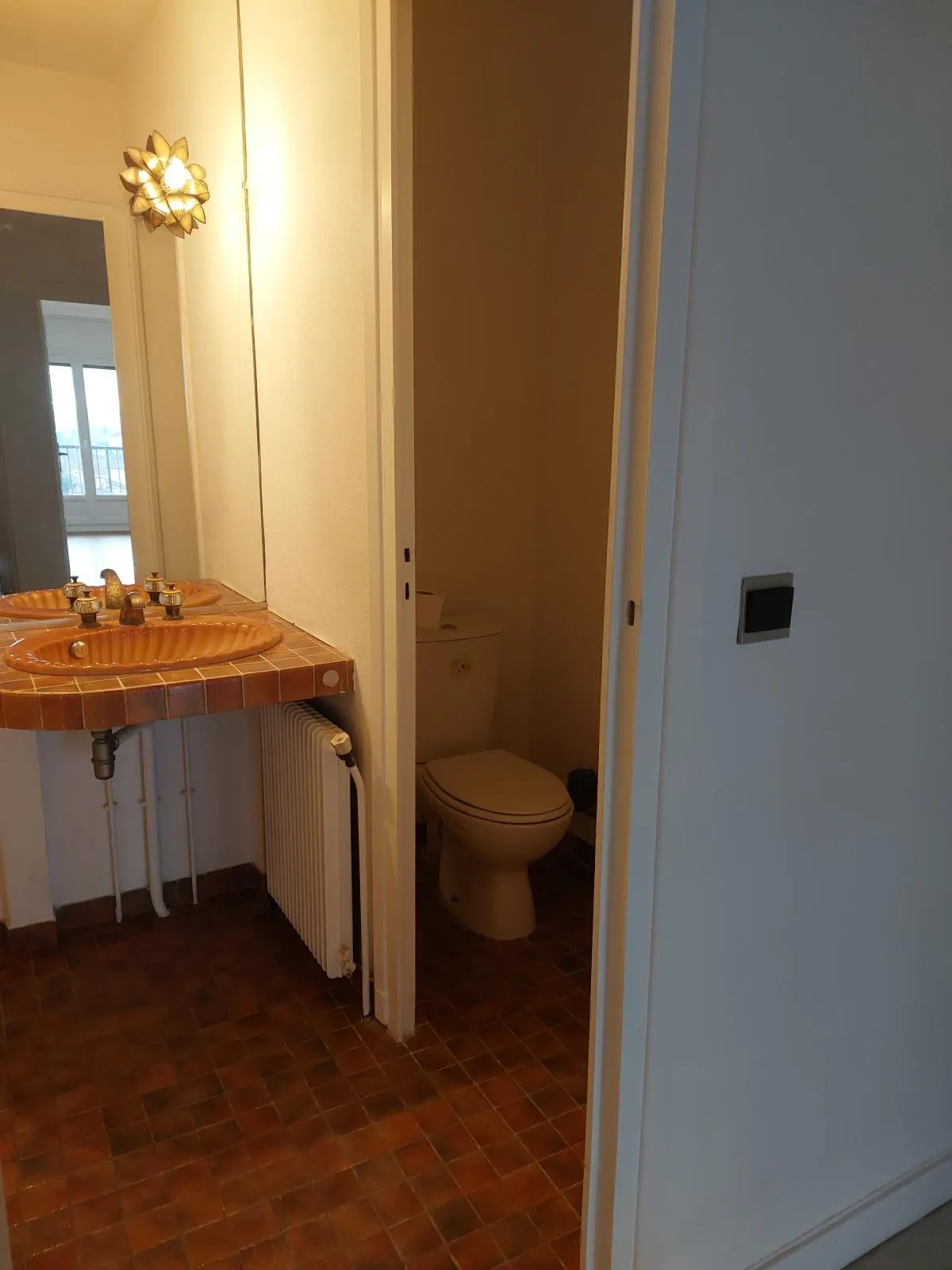 Location Bron Appartement 697c5a03701e