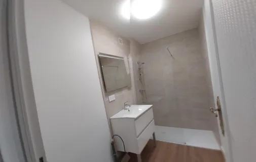 Location Bron Appartement 697c5a03701e