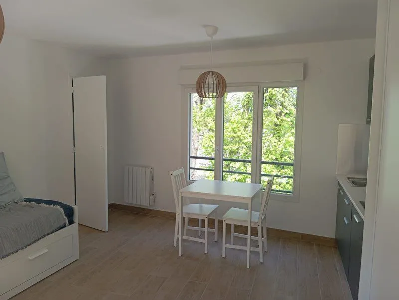 Location Ivry-sur-Seine Appartement 697cd128e0ff