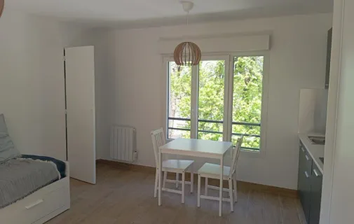 Location Ivry-sur-Seine Appartement 697cd128e0ff