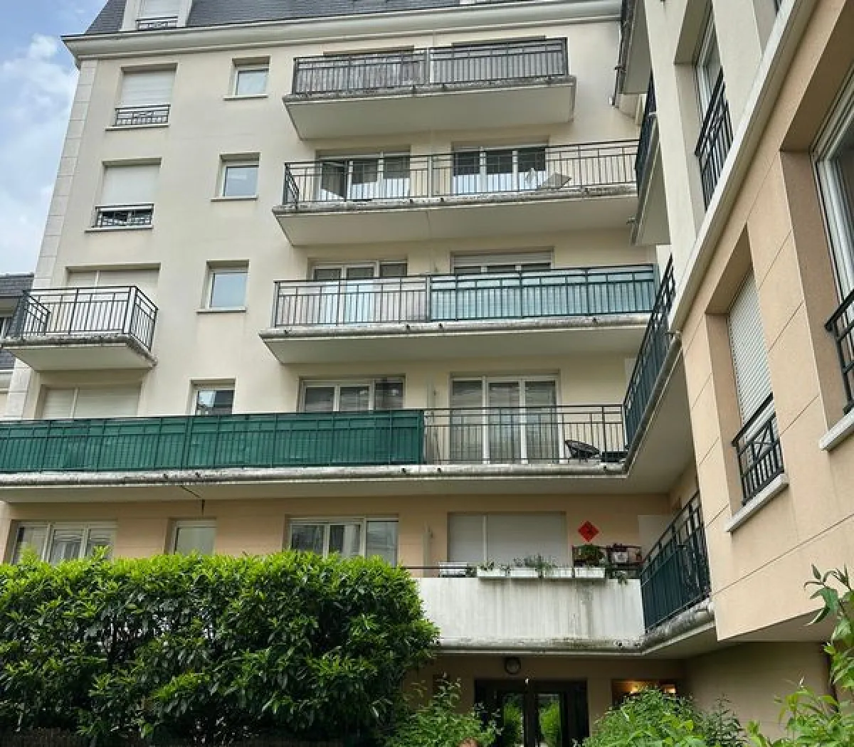 Location Courbevoie Appartement 697d93c02ffc