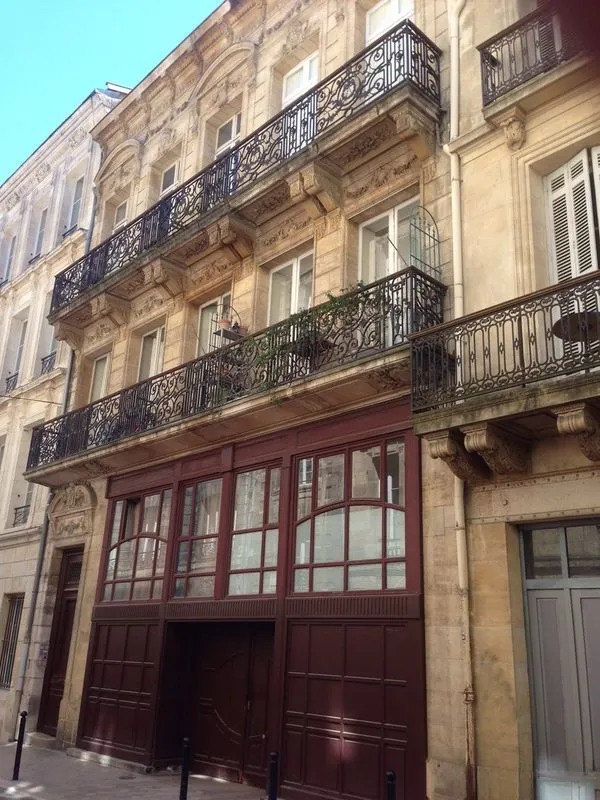 Location Bordeaux Appartement 697e1f808cf8