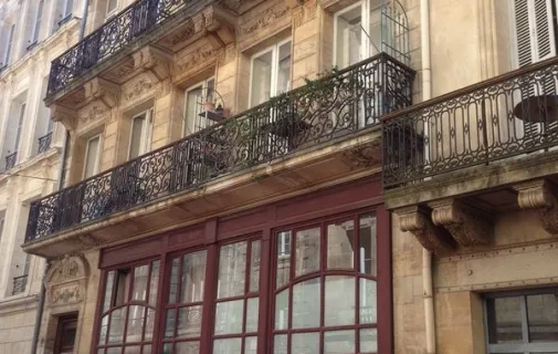 Location Bordeaux Appartement 697e1f808cf8