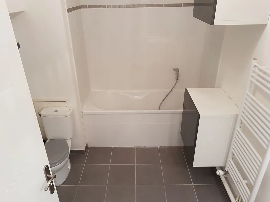 Location La Madeleine Appartement 697e1f99d876