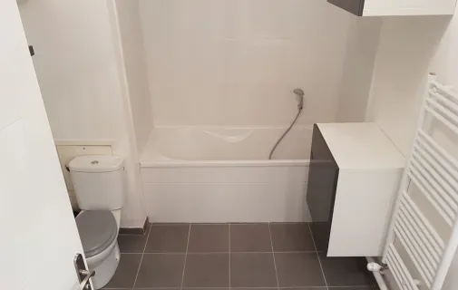 Location La Madeleine Appartement 697e1f99d876