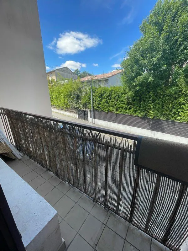 Location Bordeaux Appartement 697e3bdc0b96
