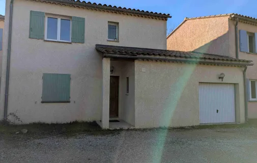 Location L'Isle-sur-la-Sorgue Maison 697e42acc9eb