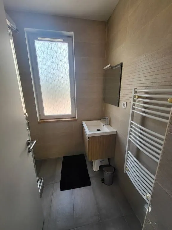 Location Courbevoie Appartement 697e68295a03