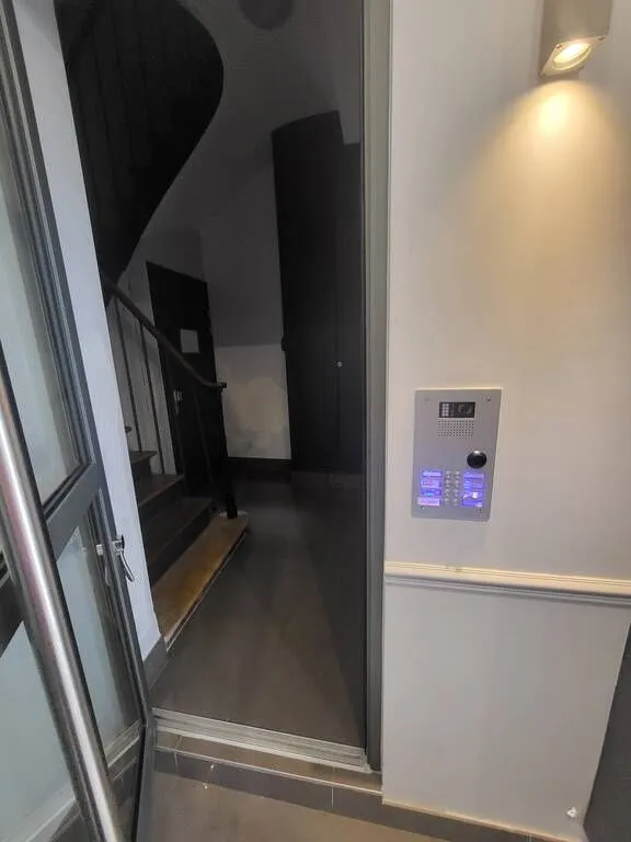 Location Courbevoie Appartement 697e68295a03