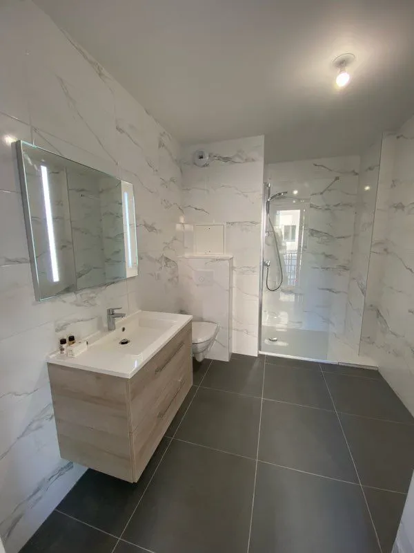 Location Suresnes Appartement 697f676a83a0