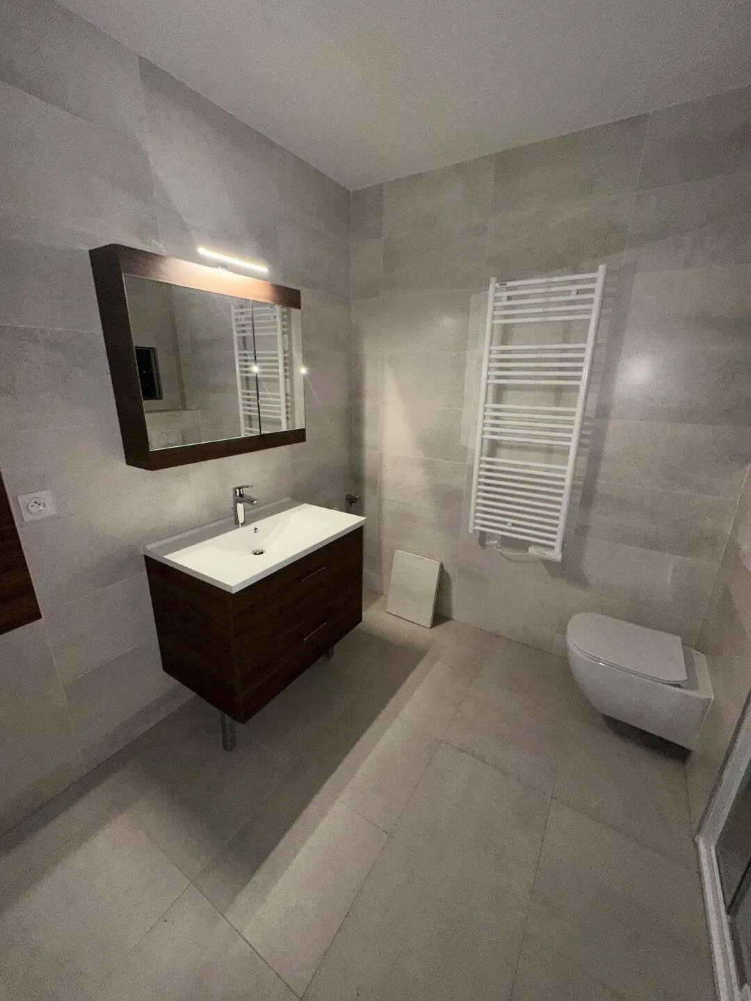 Location Issy-les-Moulineaux Appartement 69807483b12b