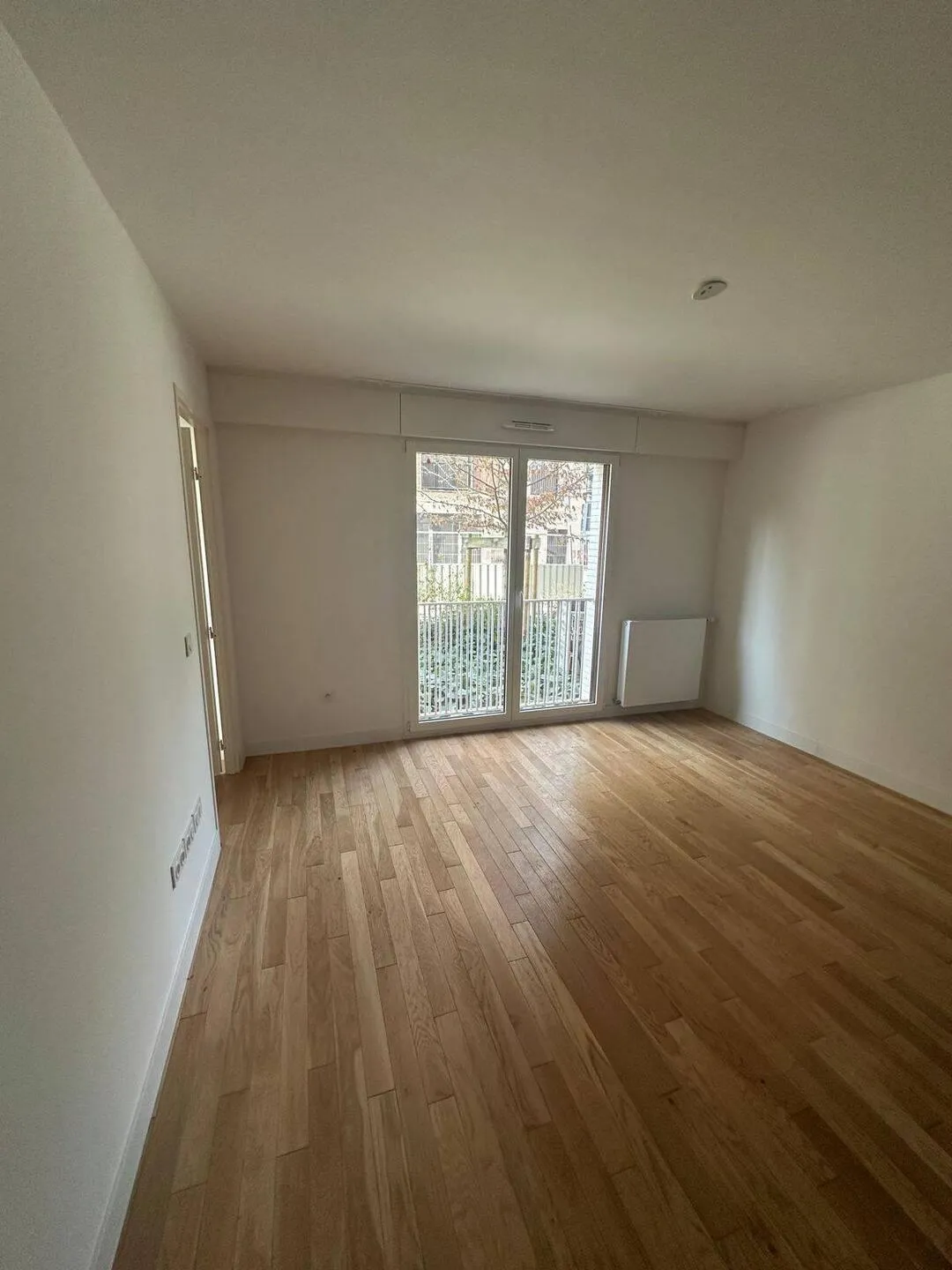 Location Issy-les-Moulineaux Appartement 69807483b12b